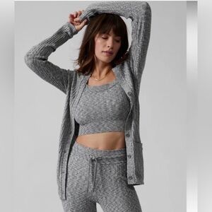 NWOT Athleta Revolve Cardigan Size Medium Marled Grey Button Front